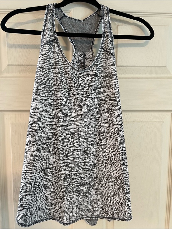 lululemon athletica Tops - Lululemon Black White Print Racerback Athletic Tank Top Size 6 Approx EUC